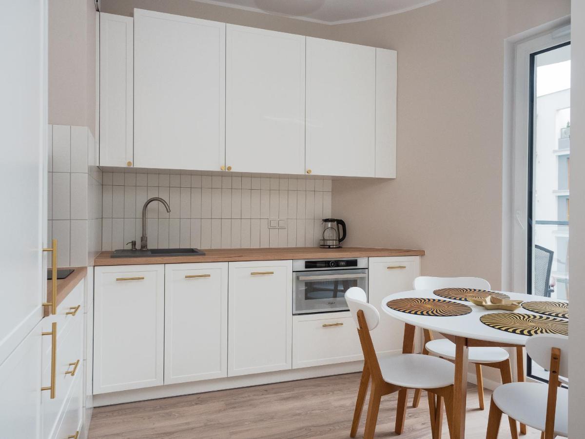 Kasprzaka 29 Tower A By Perfect Butas